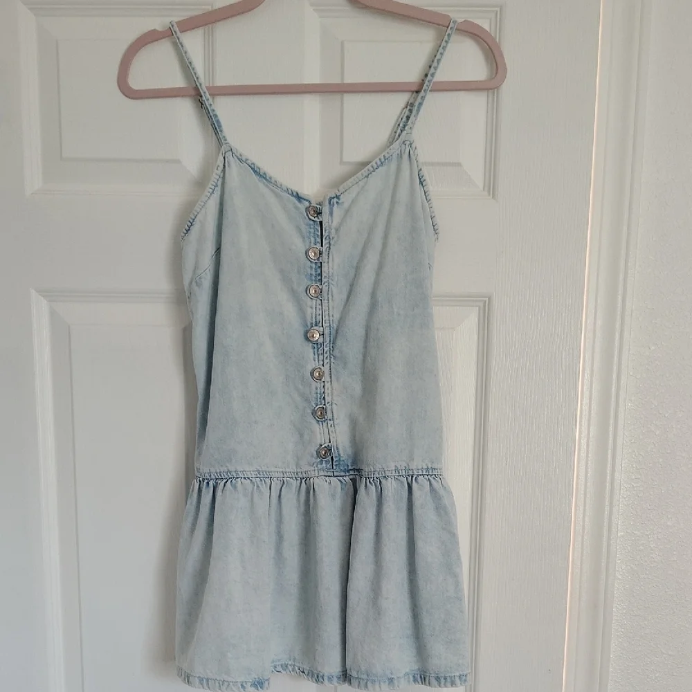American Eagle Outfitters Light Blue Denim-Effect Button Front Camisole - Picture 4 of 9